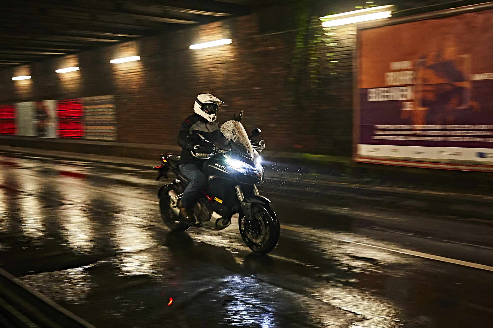  Ducati Night Ride 005